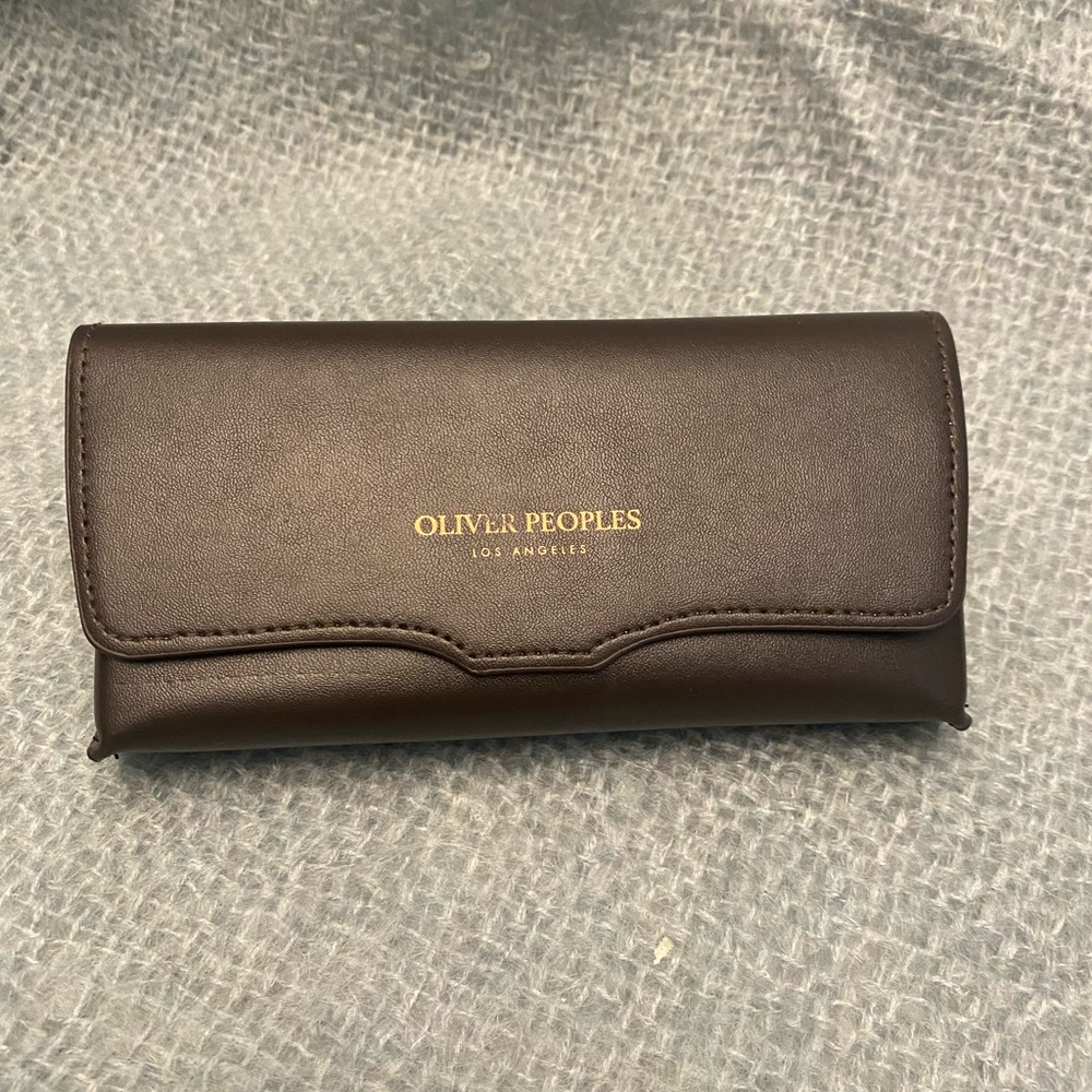 OLIVER PEOPLES LA Sunglass Case